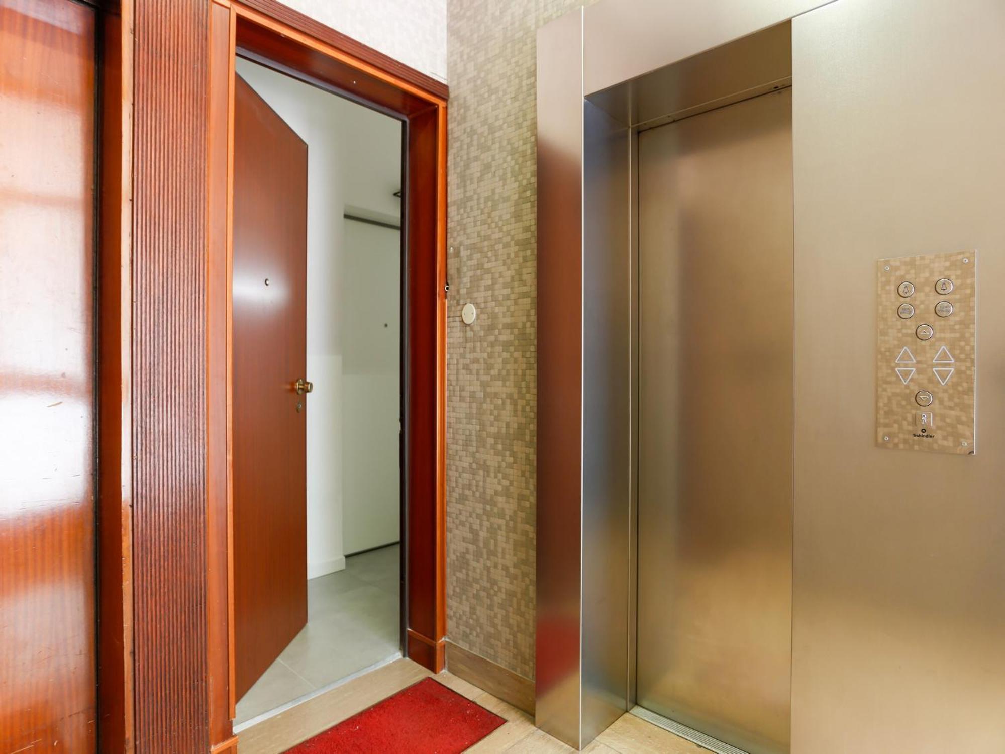 The Best Rent - Modern One Bedroom Apartment In San Babila Milán Exteriér fotografie